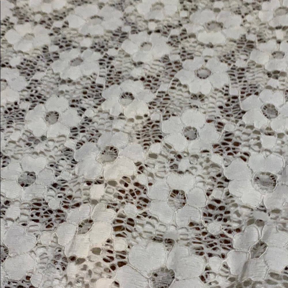 Lace top - Picture 2 of 2